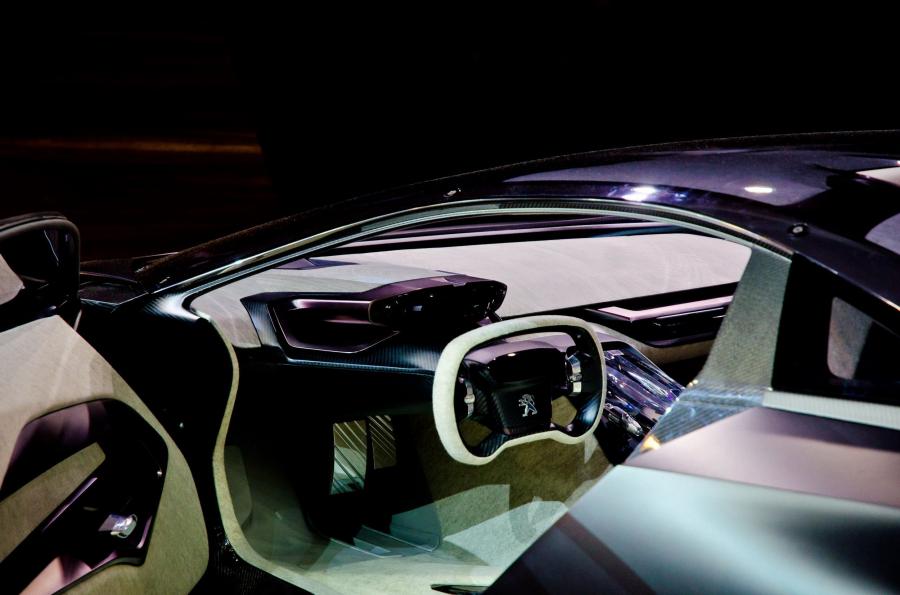  Peugeot Onyx Concept 2012 года  (фото 44 из 108)